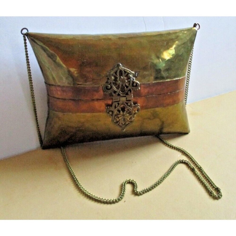 *Vintage Evening Dressy Pillow Wedding Metal Crossbody Hard Shell Clutch Bag